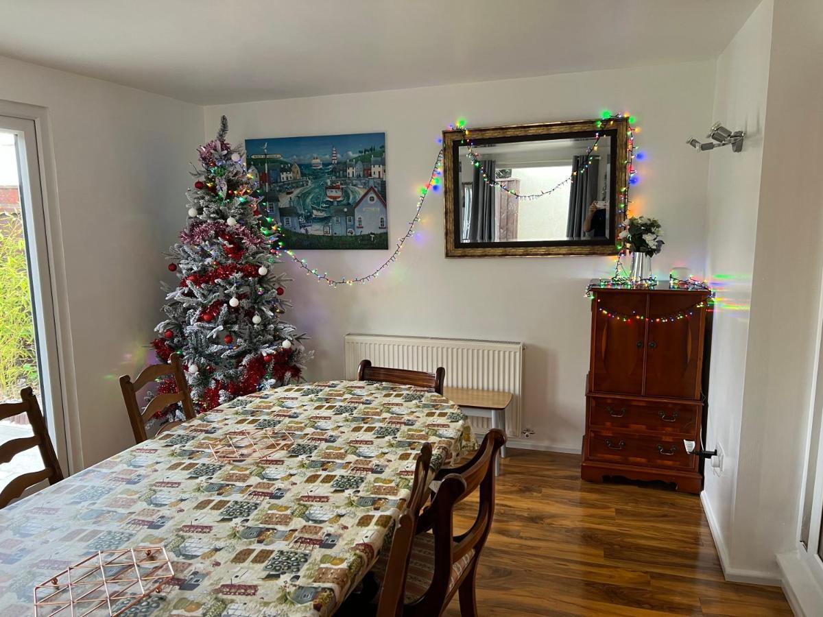 Fantastic Villa Bournemouth - Spa, Parking, Garden Esterno foto