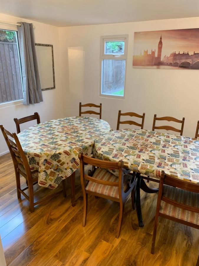Fantastic Villa Bournemouth - Spa, Parking, Garden Esterno foto