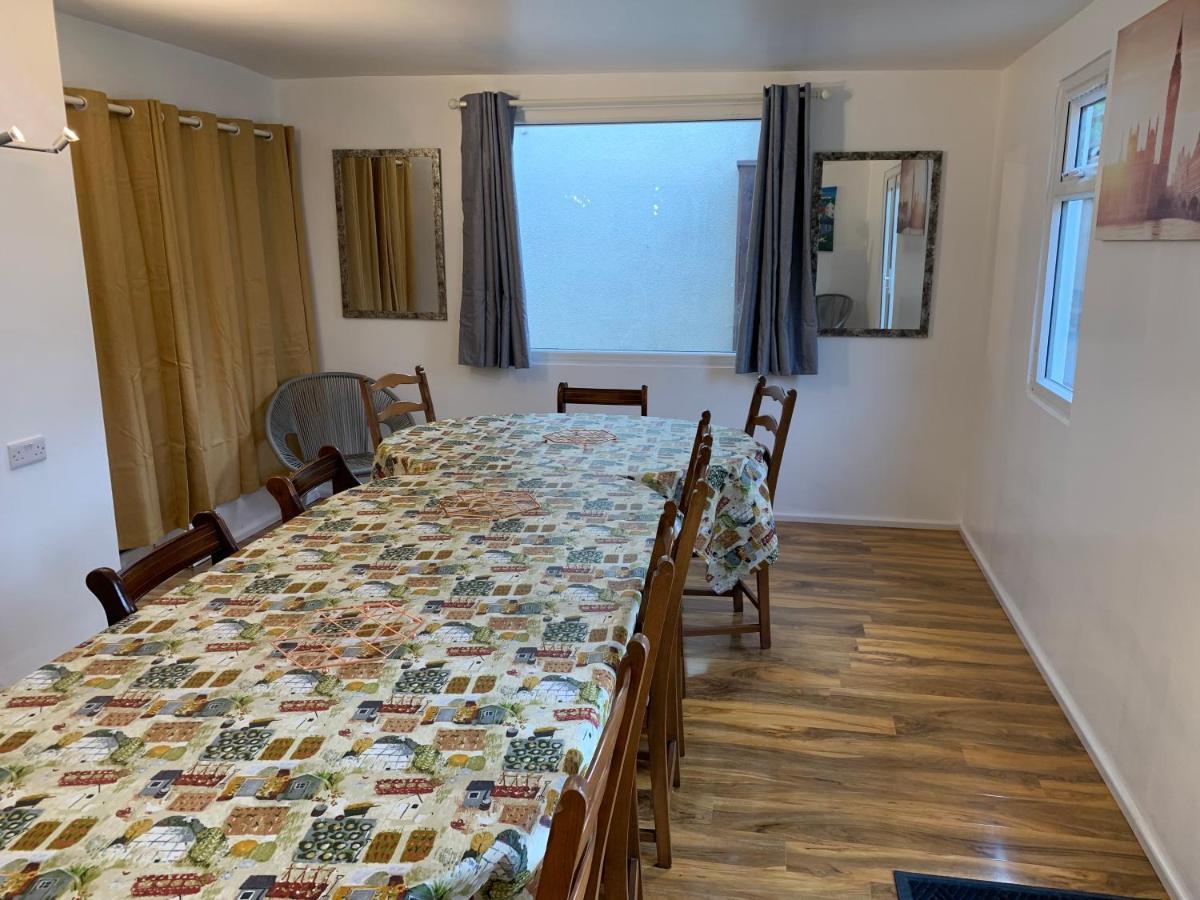 Fantastic Villa Bournemouth - Spa, Parking, Garden Esterno foto