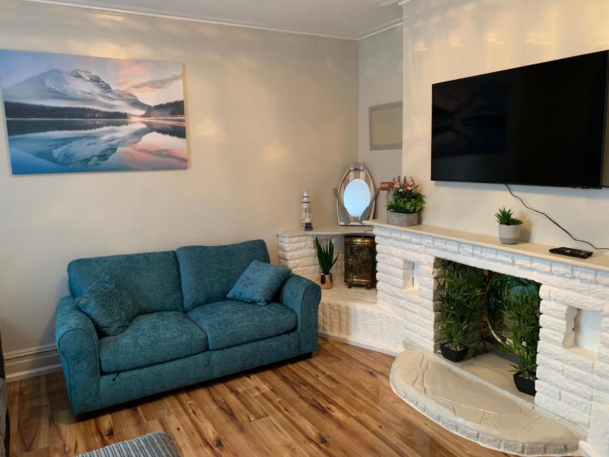 Fantastic Villa Bournemouth - Spa, Parking, Garden Esterno foto