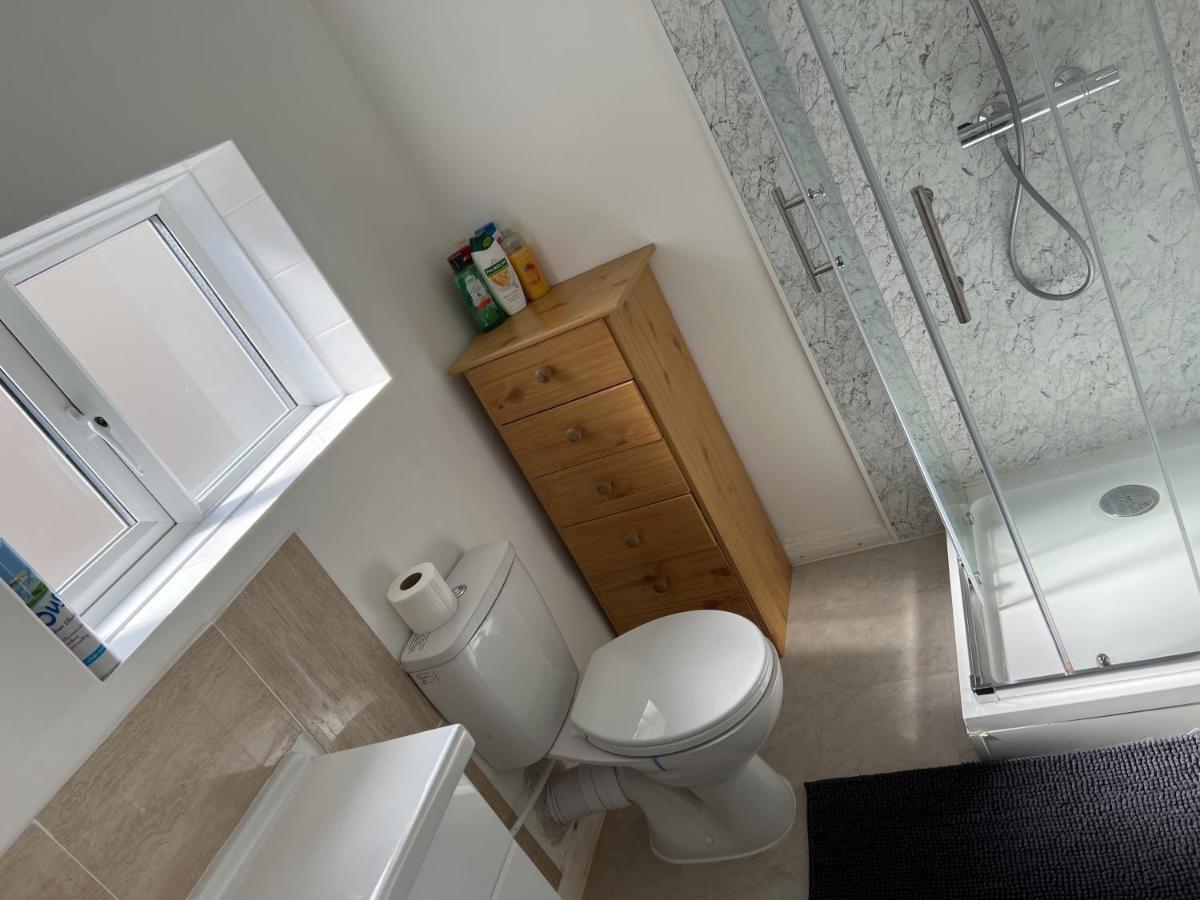 Fantastic Villa Bournemouth - Spa, Parking, Garden Esterno foto
